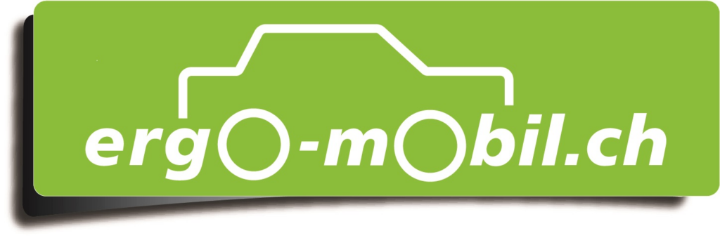 Logo ergomobil.
Silouhette eines Autos in den oberen zwei Drittel, Schriftzug "ergo-mobil.ch" wobei die beiden O als Rad dienen
